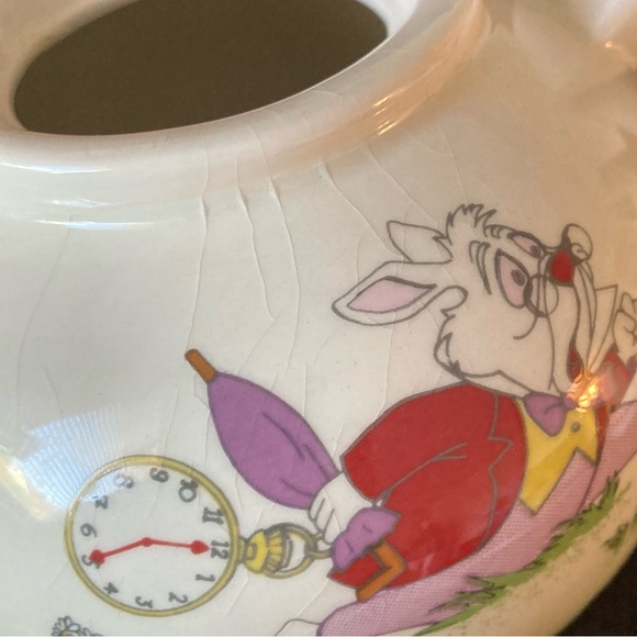 Disney Alice in Wonderland Paul Cardew Limited Ed.Ceramic Teapot White
Rabbit - Picture 9 of 9